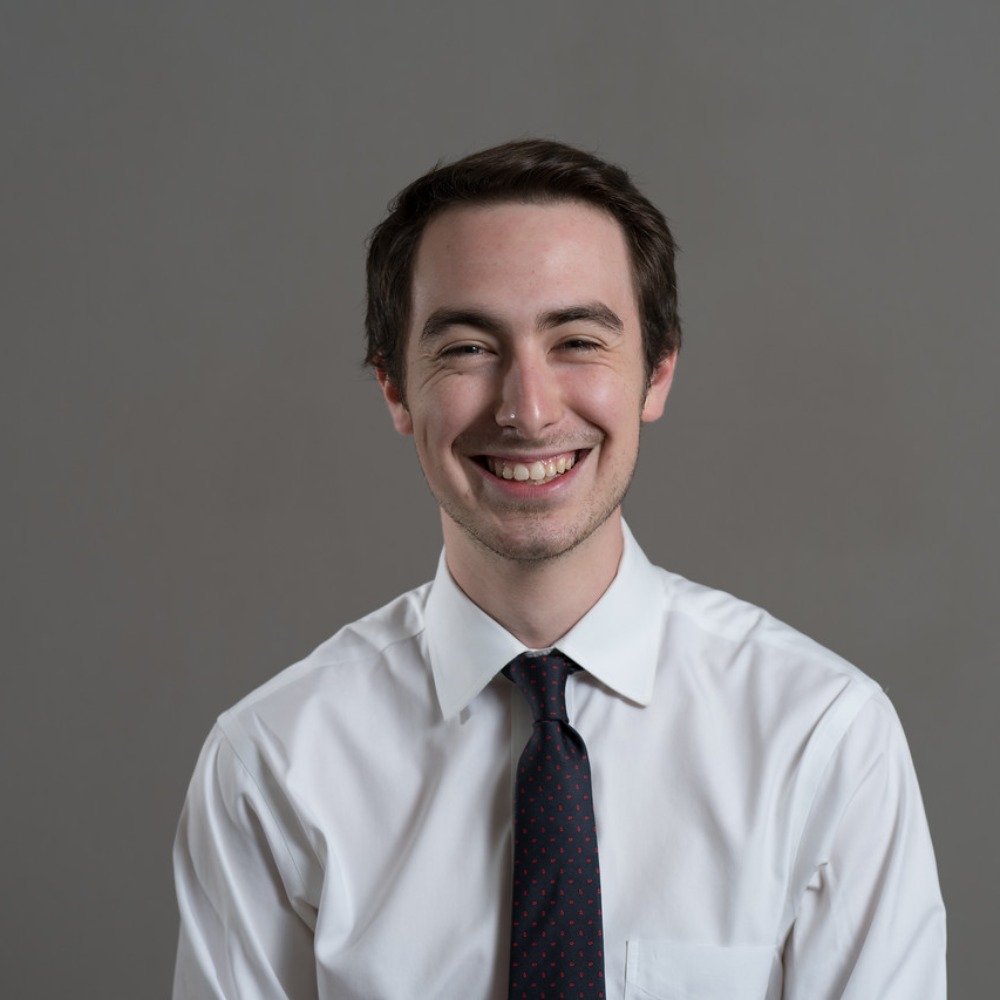 Meet your Posher, Lee